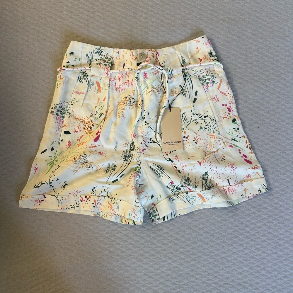 Scotch & Soda floral shorts